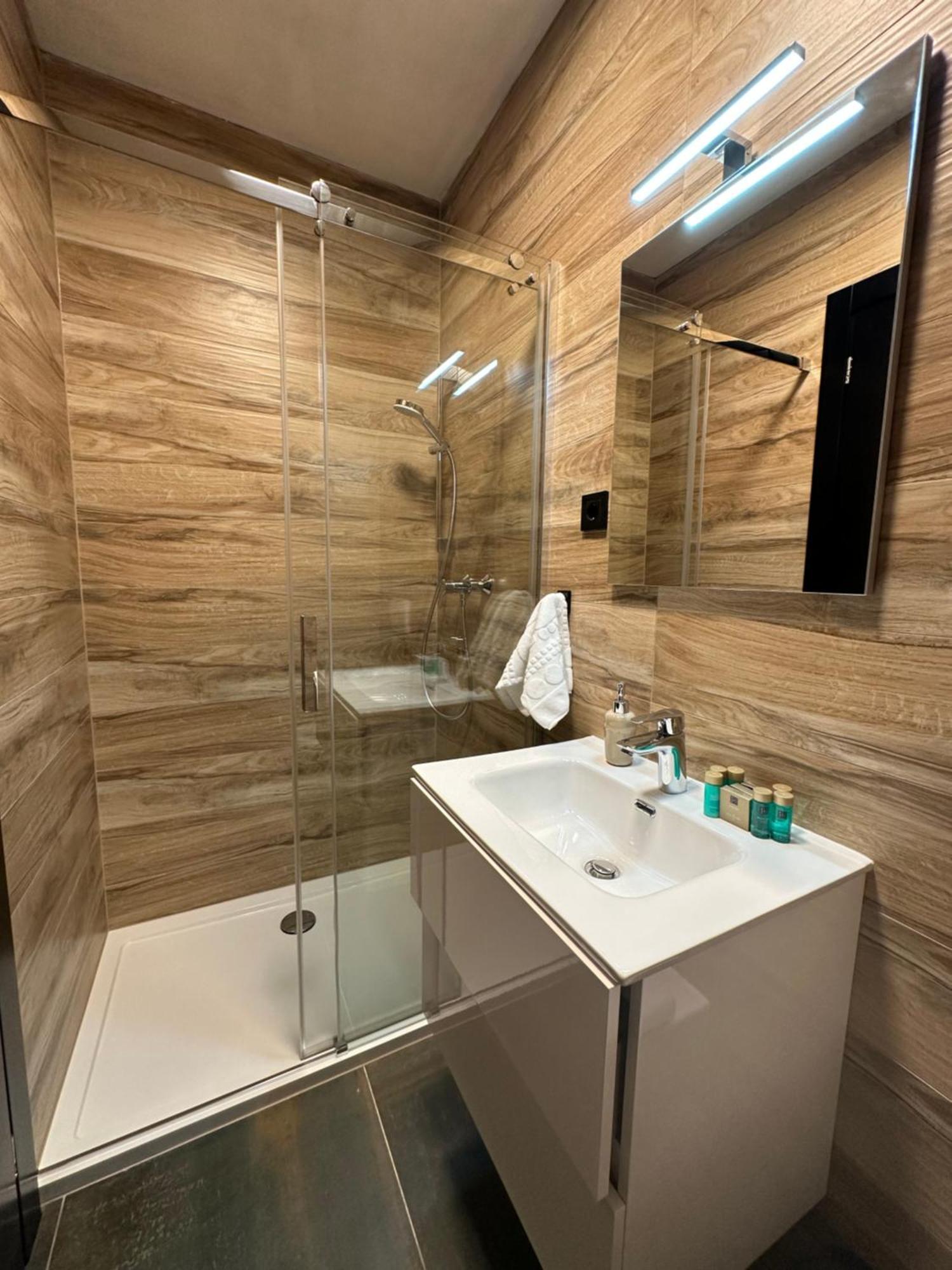 Golden Haven Luxe Bungalow Resort Murter Exterior photo