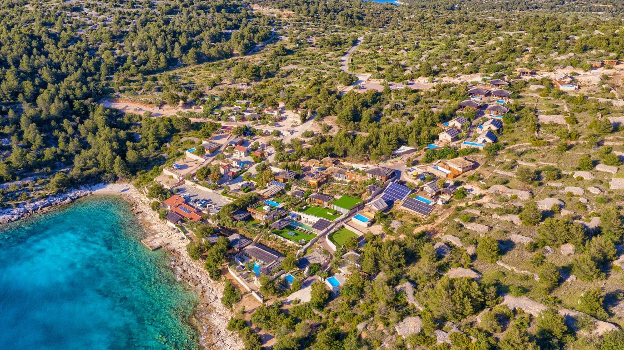 Golden Haven Luxe Bungalow Resort Murter Exterior photo